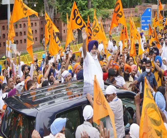 आज अकाली दल का ‘ब्लैक फ्राइडे प्रोटेस्ट मार्च’ दिल्ली में,कई नेताओं ने दी गिरफ्तारी