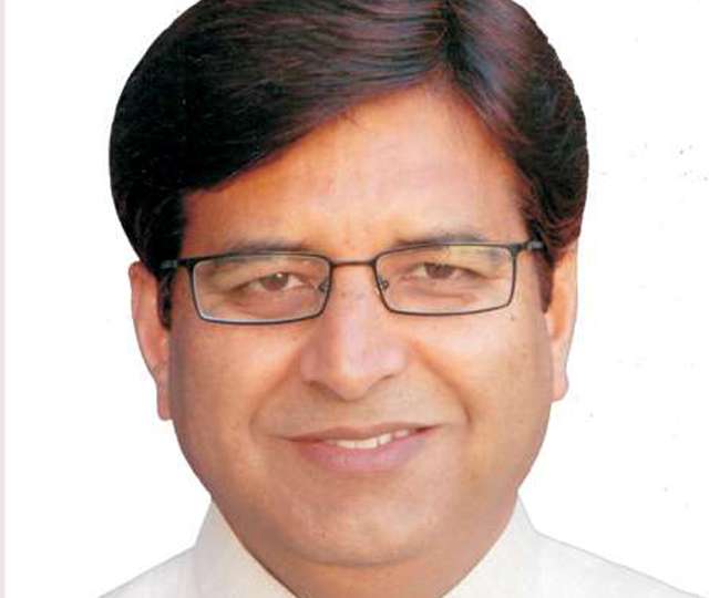 कांग्रेस पूर्व प्रदेश अध्यक्ष प्रीतम सिंह ने अकेले ही निकाली शक्ति प्रदर्शन रैली 