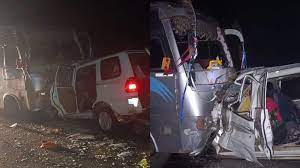 बेहद दर्दनाक हादसा,शव  ले जा रही एम्बुलेंस के उड़े परखच्चे-बेटियों की मौत