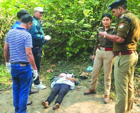 चंडी देवी पैदल मार्ग के पास मिला महिला शव, शिनाख्त जारी